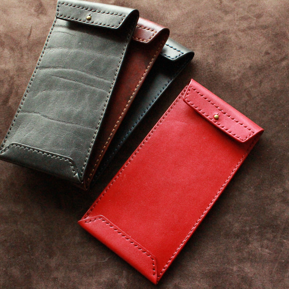 【受注製作・手染めカラー】革の封筒　牛ヌメ革 1枚目の画像