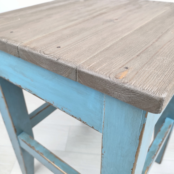 シャビーシックなスツール (ブルー) 3枚目の画像