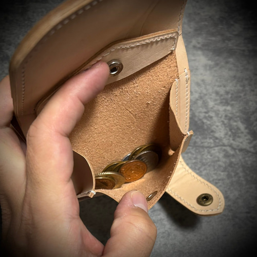ヌメ革　ミドルウォレット　生成 経年変化を楽しむ ミドルウォレット メンズ財布 財布 生成り アクア