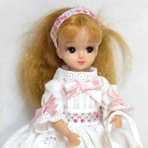 リカちゃん着せ替え用のお洋服&バッグetcの4点セット リカちゃん着せ替え用のお洋服&バッグetcの4点セット