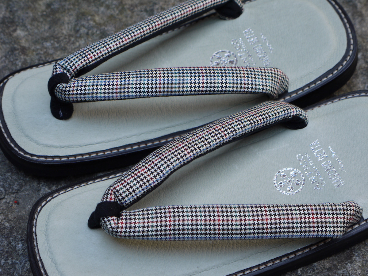 靴職人の本革雪駄「那古野雪駄」（鼻緒：尾州#008)