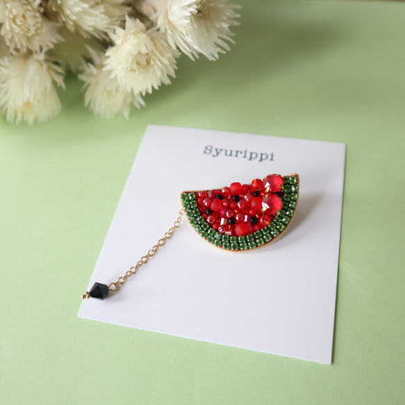 暑〜い夏にぴったり! スイカ☆ビーズ刺繍ブローチ ブローチ beads