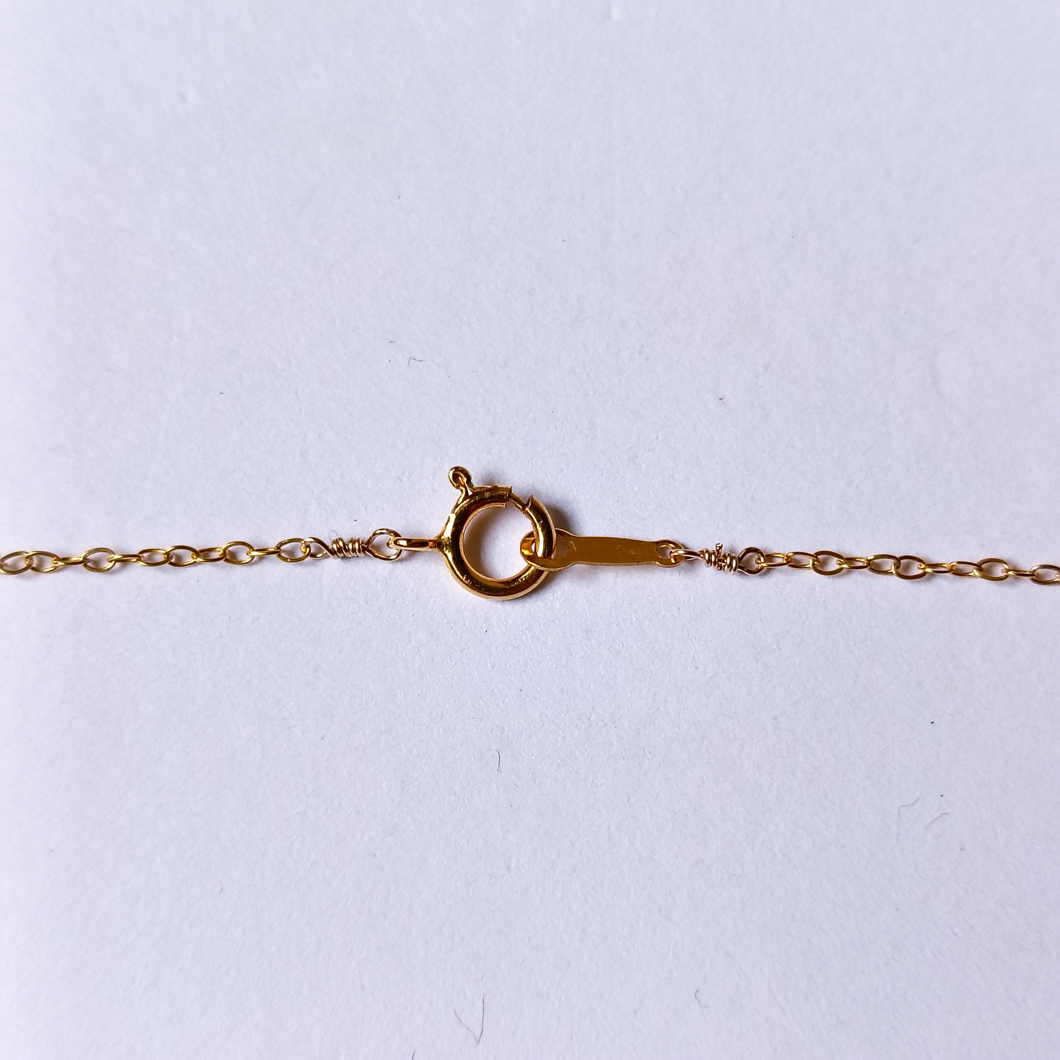 ジュエリー品質 高品質 エメラルド× 14kgf  の 7粒 ネックレス　40cm　5月誕生石　ペアシェイプ