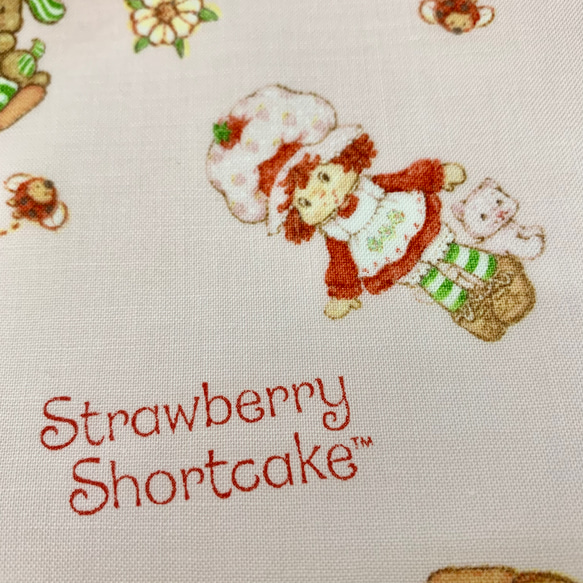 ビンテージ ストロベリーショートケーキ ピンク 綿 生地 ハギレ ビンテージ ストロベリーショートケーキ ピンク 綿 生地 ハギレ