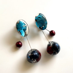 pin earring【blue】 2枚目の画像