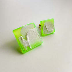 wall earring【neon green】 3枚目の画像