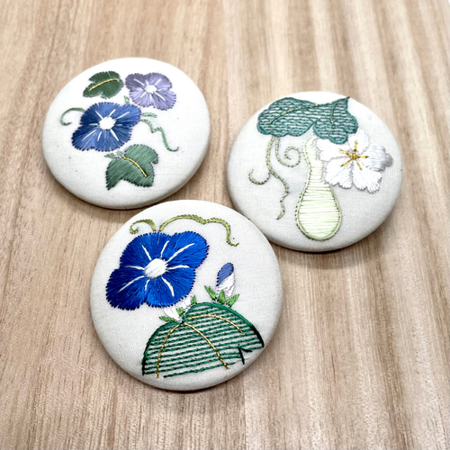 日本刺繍ブローチキット 11個セット フェリシモ優雅に始める日本しゅうブローチ 季節を彩る可憐な和花に魅せられて 優雅に始める日本刺しゅう