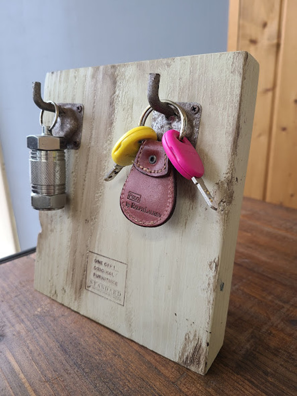 ②アップサイクルKey Hook 鍵掛けスタンド　カラー/シャビ―ホワイト　 9枚目の画像