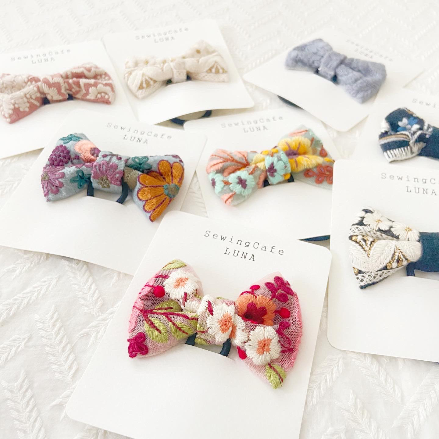 洋裁の先生が作る【刺繍ヘアゴム】プチギフト リボンヘアアクセサリー