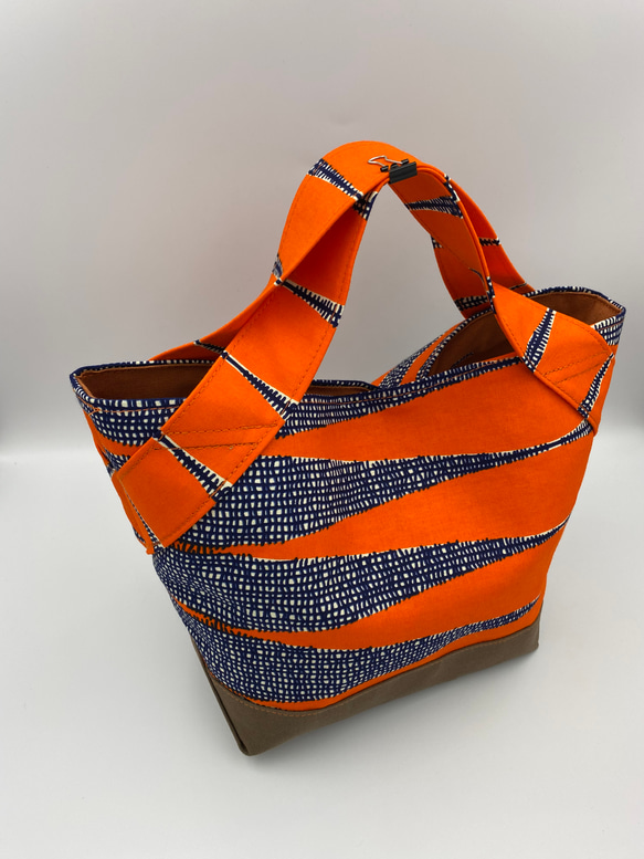 [受注製作] [再販] アフリカ布のミニトートバッグ  ペン柄オレンジ 2枚目の画像