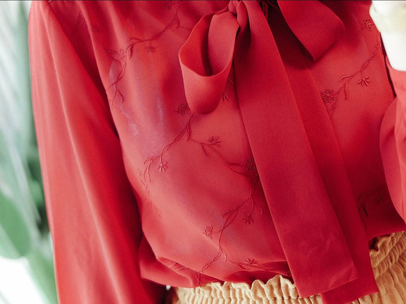 真っ赤なホット刺繍肌に浸透するロマンチックな情熱ShaoZhangアンティークスピニングシャツブラウストップヴィンテージ 3枚目の画像