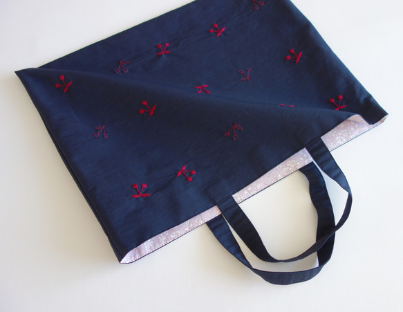 レッスンバッグ さくらんぼ 刺繍 ネイビー リバティ チェリー 女の子