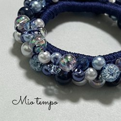 綺麗めネイビーのガラスビーズシュシュ シュシュ mio-tempo 通販