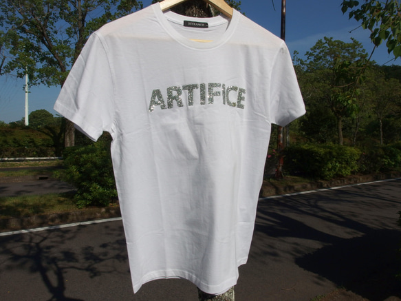 アーティフィスTシャツ　ホワイト　プレゼント　ペア　アウトドア　カワイイ　格好いい　カットソー　オシャレ 3枚目の画像