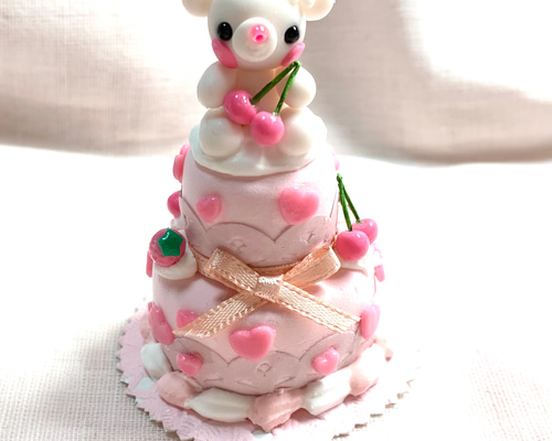 ミニチュアケーキ I made a miniature cake on the theme of Alice in Wonderland