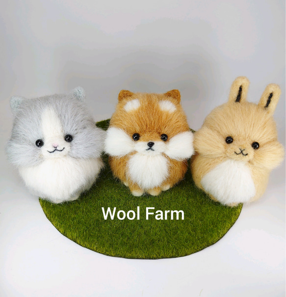 ちょこんとおすわり(うさぎM)　～Wool Farm～　羊毛フェルト 1枚目の画像