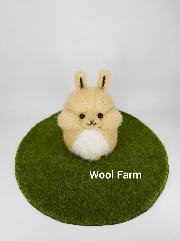 ちょこんとおすわり(うさぎM)　～Wool Farm～　羊毛フェルト 3枚目の画像