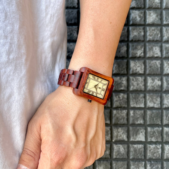 【木製腕時計】EINBAND Licht 四角 木の時計 オシャレ アンティーク ウッド ウォッチ【44×34mm】 6枚目の画像