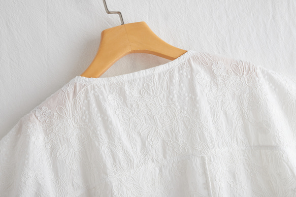 大人の夏服　立体的な刺繍ブラウス　フレンチスリーブ　コットンブラウス220602-1 13枚目の画像