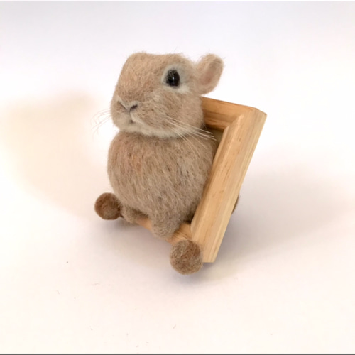 うさぎのママ様　うさぎ額縁入り羊毛フェルト 作家様☆羊毛フェルト ウサギ☆バード フラワー額☆ハンドメイド