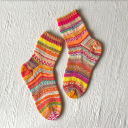 手編みの靴下　- orange mix - 2枚目の画像