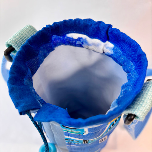 スケーター ステンレス 水筒カバー 日本製肩が痛くなりにくいと