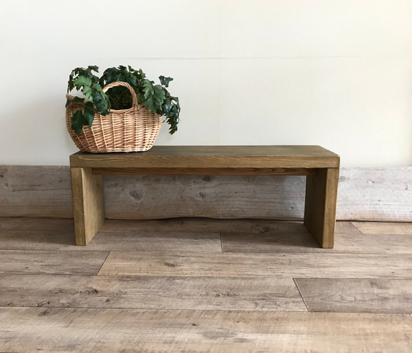 専用です、木製ベンチ　スツール　花台　ハンドメイド 木製フラワースタンド 花台 幅60cm×高さ35cm スツール ベンチ