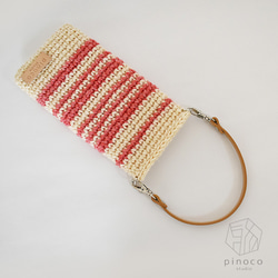 麻入り糸で編んだナチュラルボーダーのスマホポーチ・ピンク 4枚目の画像