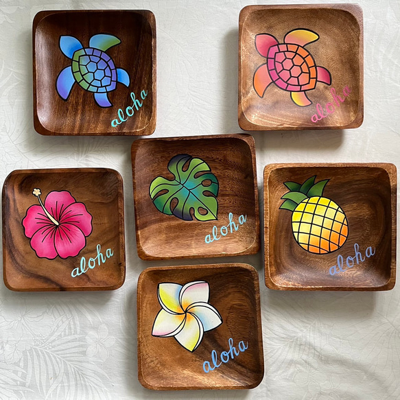 新作】オシャレな ハワイアン 木製トレー（大）【プルメリア