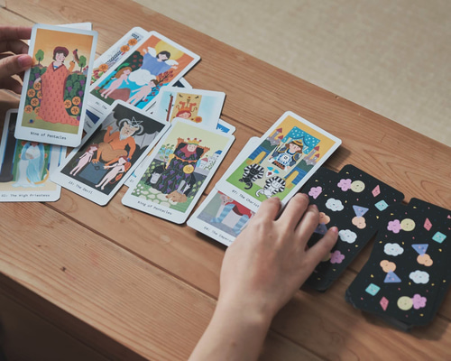 台湾オリジナルイラストレータータロットカードウェイトキャンディ