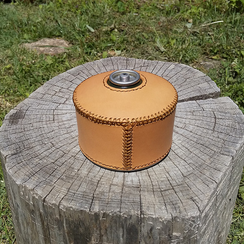 OLD MOUNTAIN OD缶カバー キャメル オールドマウンテンの新作は、キャメルレザーのOD缶カバーと