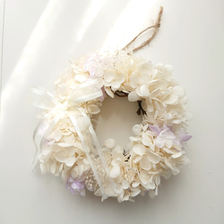 白い紫陽花ふわふわミニリース 3枚目の画像
