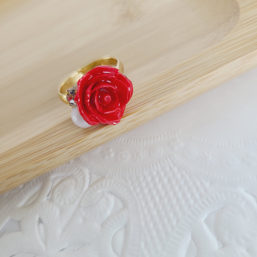 500】薔薇のリング／樹脂粘土／フリーサイズ