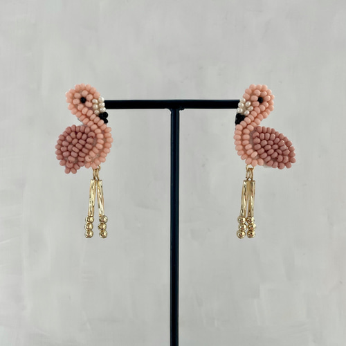 受注生産》ビーズ刺繍・動物シリーズ耳飾り・大人フラミンゴピアス 
