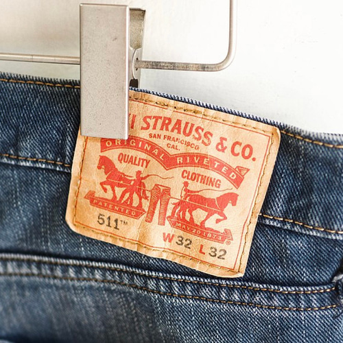 Levi's 511 リーバイス　デニムショートパンツ W32 L32 限定セール☆ LEVI'S(リーバイス) 511 デニム ショートパンツ