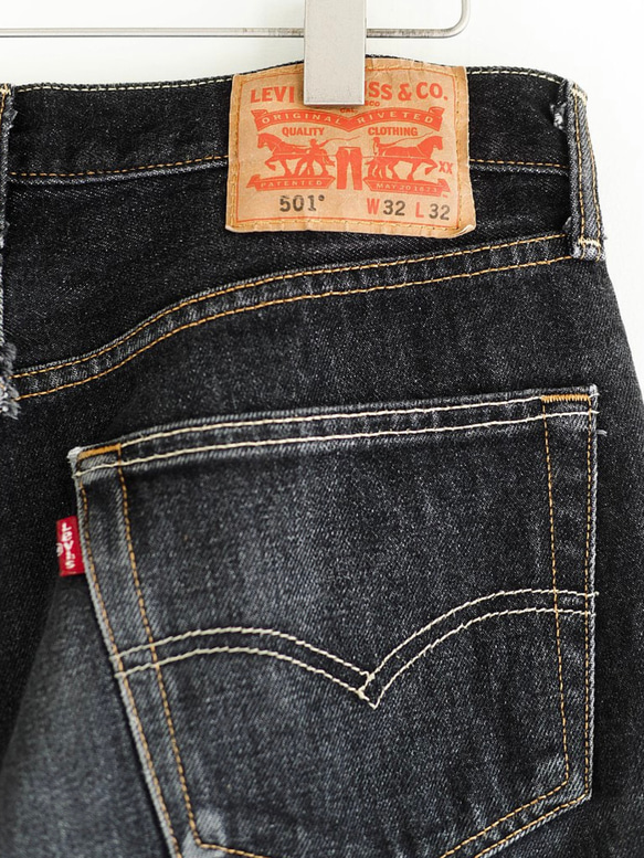 levis / 501xx W32 素面黑灰男丹寧牛仔短褲 自改古著 vintage 第6張的照片