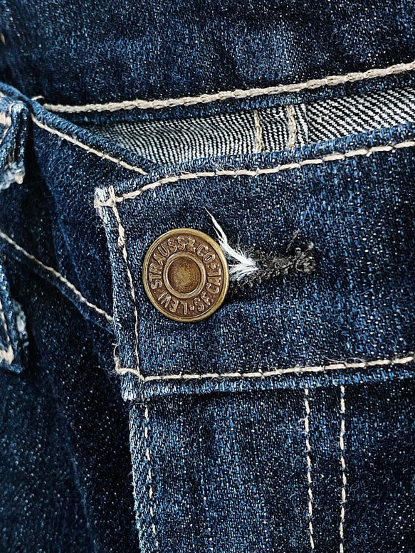 levis / 510 W30 深藍純素面反摺 男丹寧牛仔 短褲自改古著 vintage 第4張的照片