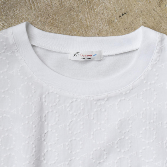 浮き上がるような刺繍が「大人可愛い」綿ローン刺繡Tシャツ【SOT332S】 10枚目の画像