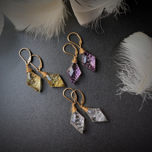 クリスタル バックカービング ピアス