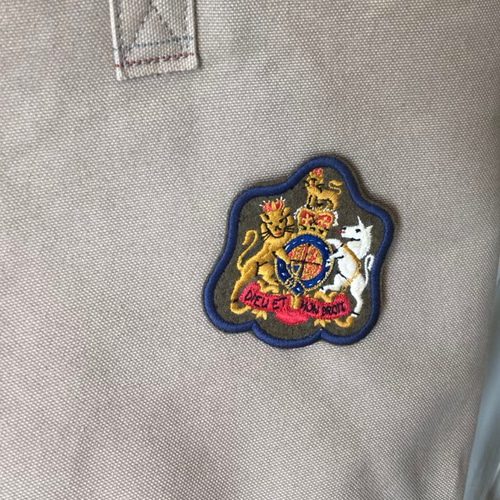 英国で出会った♪ ヴィンテージ 刺繍 英国王室のエンブレム /ワッペン