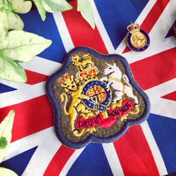 英国で出会った♪ ヴィンテージ 刺繍 英国王室のエンブレム /ワッペン