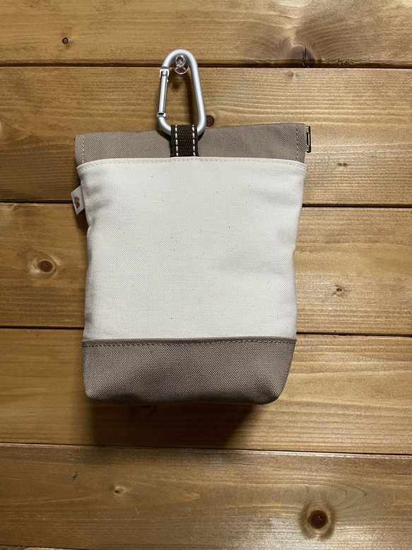 撥水帆布の消臭肉球マナーポーチ　口大きめ 3枚目の画像