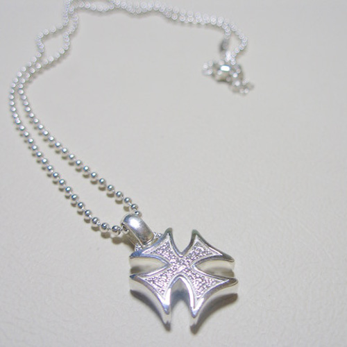 仁尾彫金『プラチナマッド十字星ヘッド』ハンドメイド52 仁尾彫金『プラチナマッド十字星ヘッド』ハンドメイド52