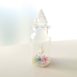＊小瓶の中のお花畑 妖精＊魔法の小瓶 ～ 蝶の羽 3枚目の画像