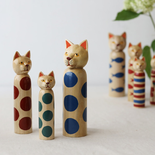猫8匹押絵　縁起物額装 金運アップ 開運 縁起物 可愛い 招き猫 商売繁盛 A4サイズ
