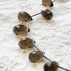 #315 茶水晶AAA シャープなハンドカットのドロップカット　3ペア　13×8㍉　宝石質 スモーキークオーツ　天然水晶 1枚目の画像
