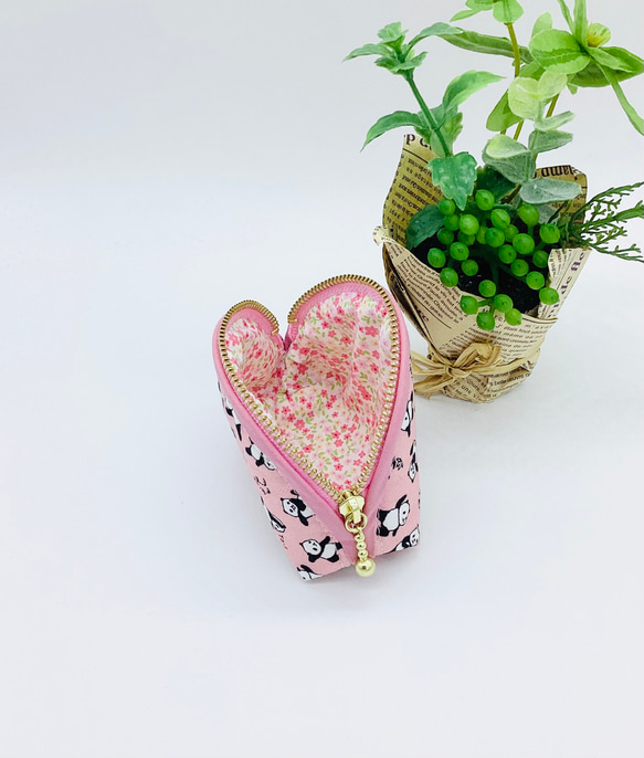 【再販】ミニポーチ☆カンフーパンダ＆小花柄（ピンク）イヤフォンケース 5枚目の画像