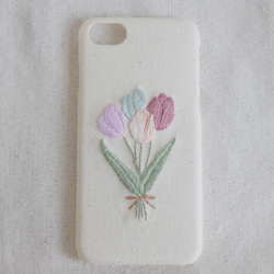 チューリップの刺繍スマホケース iPhoneケース 3枚目の画像