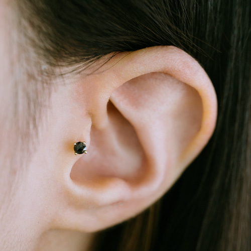 14K金 ゴールド ラフダイヤモンド ヘリックス 軟骨 アンチトラガス