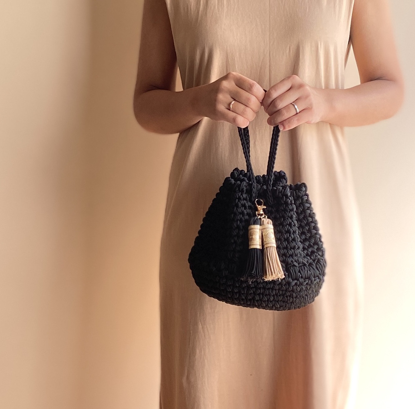 vacation -ﾊﾞｹｰｼｮﾝ- / 巾着バッグ 夏バッグ ブラック